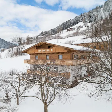 アパート Anderla 1 ヴィルトシェーナウ